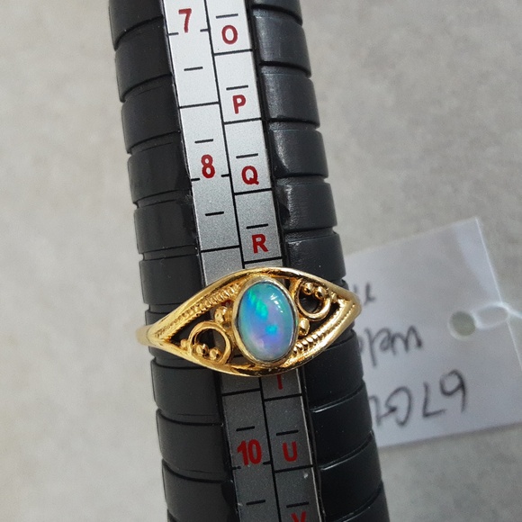 Welo opal sterling silver ring - Picture 3 of 11